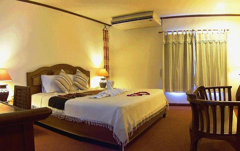 Phuphaya Resort Pattaya Oda fotoğraf